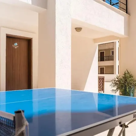 Glorious Sea-view, 1 Bedroom Vokolidha